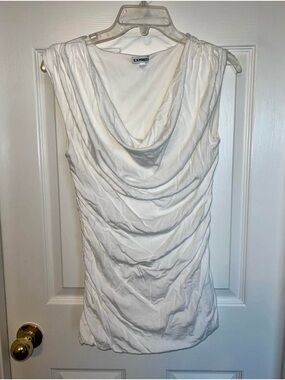 Express sz M Cowl Neck Sleeveless Top